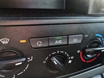 CITROËN Berlingo MULTISPACE II 1.6 BlueHDi 100k FEEL - ČR - 11