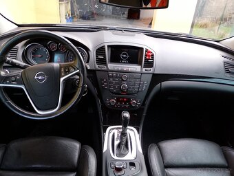 Opel Insignia 2.0T 4x4 automat - 11