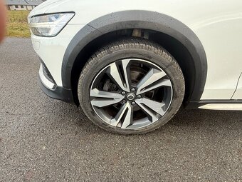 Volvo V60 Cross Country D4 AWD Polestar odpočet dph - 11