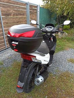 Kymco Agility City 16+200i R.V.2018 - 11