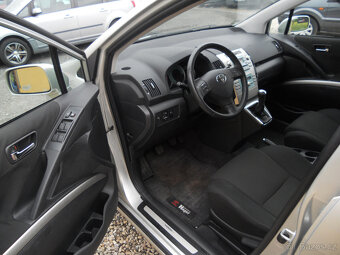 Toyota Corolla Verso 1.8 VVTi 95KW 7MístServiska - 11