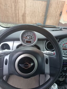Mini cooper 1.4D - 11