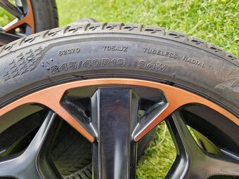 Kola Cupra Formentor R19, pneumatiky Bridgestone, VZ5 - 11