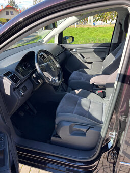 Volkswagen Touran 2.0 TDI, Highline (2013) – 146 116 km - 11