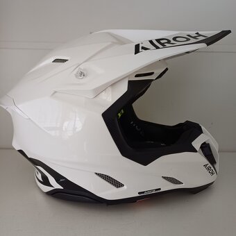 Motokrosová přilba Airoh Twist 2.0 - 11