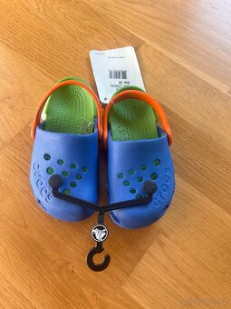 CROCS Electro Clog vel. 24/25 (C8) - 11