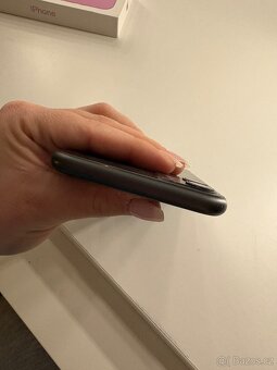 Apple IPhone 11 - 11