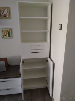 Skříně bílé lesk česká výroba 2 kusy - 11