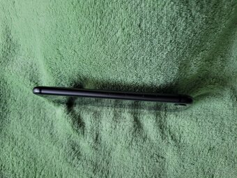 iPhone 8 64gb stav baterie 95% - 11