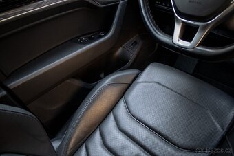 Volkswagen Touareg 3.0 V6 TDI SCR Elegance 4Motion - 11