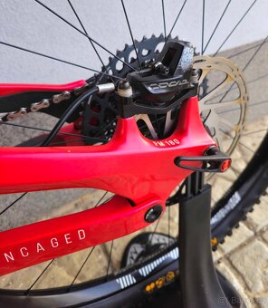 Horské kolo YT Capra CF Pro Carbon 29″ - 11