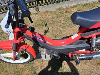 Moped Manet Korádo 2.0 Kw, Jako nové, 150 km - 11