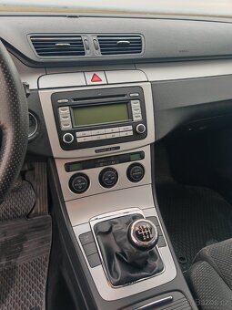 VW Passat B6 Variant 2.0 TDI (103 kW), 2008 – STK do 10/2026 - 11