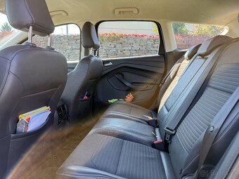 Ford Kuga 1.5 benzín 110Kw 2017 na opravu nebo ND - 11