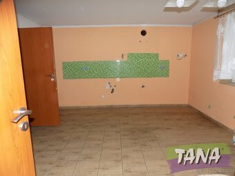 Prodej zemědělské usedlosti, dům o dispozici 4+1, vejminek, - 11