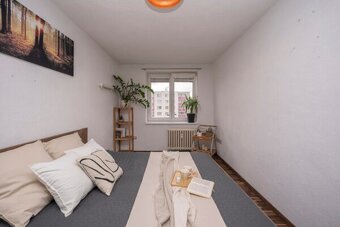 Pronajmu nadstandartní byt 2 + 1 - 56m2 - S.K.Neumana - 11