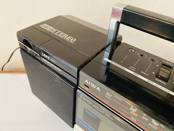 Radiomagnetofon Aiwa CS-240, rok 1985 - 11