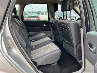 Renault Scénic 1.6 16V AUTOMAT - 11