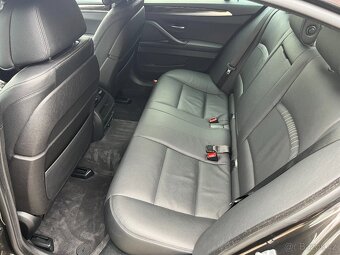 BMW Řada 5 3.0 530d 190KW xDrive LUXURY, Virtual Cockpit - 11