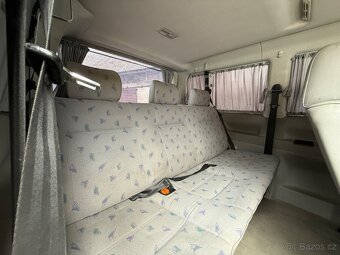 VW Caravelle T4 2.0i (1998) 9mist (raritní kus) - 11