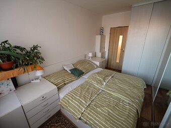 Byt 3+1 v OV po rekonstrukci, 84,6 m2 s prosklenou lodžií - - 11