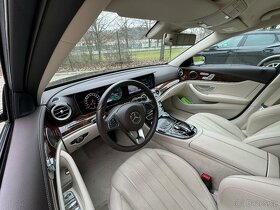 Mercedes Benz E350d 4x4, rv. 12/2017, 38.114km , plná výbava - 11