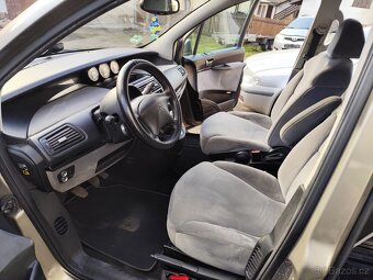 Citroen C8  2.0hdi - 11