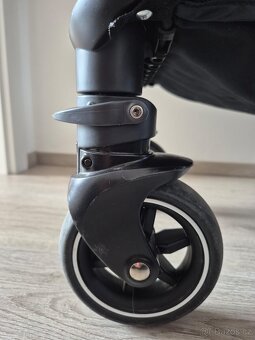 Skládací kočárek Joie Pact Flex 2020, signature noir - 11