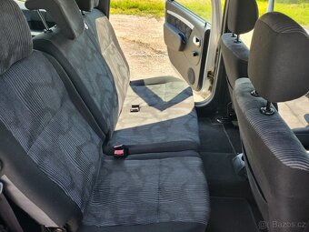 Dacia Logan 1.6   7 míst  MCV - 11
