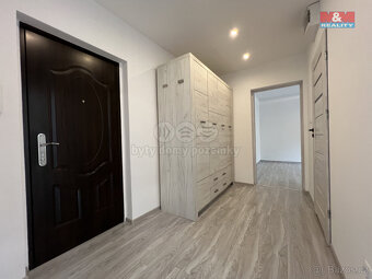 Pronájem bytu 3+kk, 56 m², Karviná, ul. tř. Těreškovové - 11