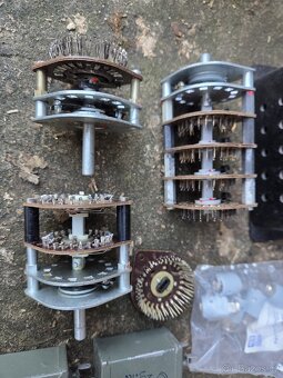 Konvolut elektro díly/vypínače/koax - 11