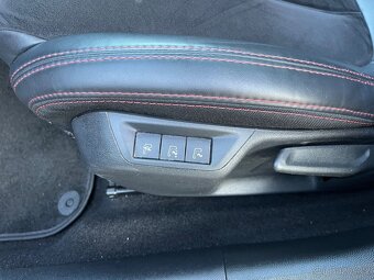 Peugeot 308 SW GT Full vybava - 11
