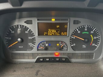 Nosič kontejnerů 10t - 11