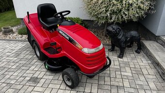 Honda 2315 zahradní traktůrek,traktor 2 VÁLCE - 11