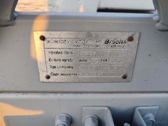 Avia A75 hákový nosič kontejnerů - 11