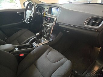 Volvo V40 2,0i 90kW T2 - 11