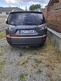 Mitsubishi Outlander 2007 na náhradní díly - 11