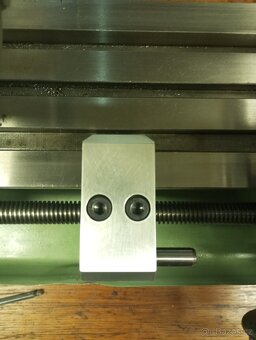 Soustruh MN 80 A - 11