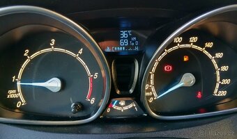 B-MAX 1.6 TDCi,70Kw,Výborný stav. - 11