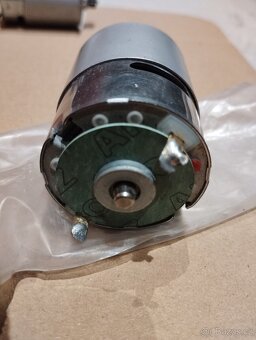 Motory do modelů - 11