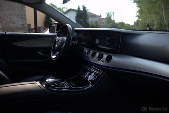 Mercedes-Benz E200 - 11