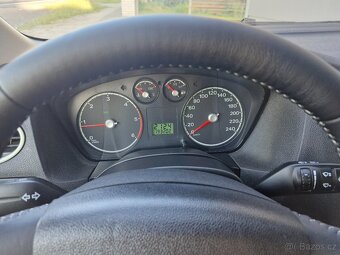 Ford Focus II 1.6TDCI 66kW m.2007 nové rozvody olej fi - 11