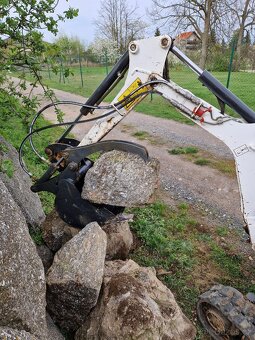 Zemní práce minibagr Bobcat E10 - 11