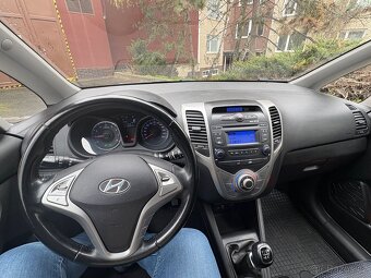 Hyundai IX20 - 11