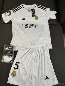 Dětské fotbalové dresy - Liverpool, Barcelona, paris, atd - 11