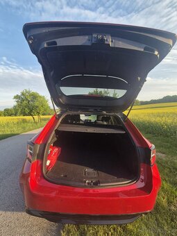 Toyota Corolla 2.0 TS GR Sport Hybrid - 11