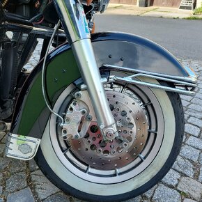 Harley Davidson Electra Glide - 11