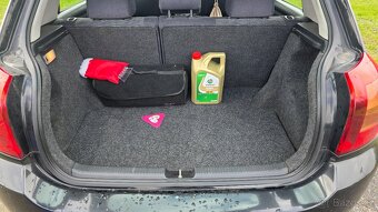 Toyota Corolla - 11