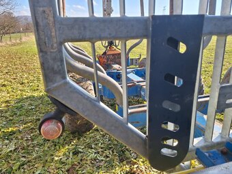 Vyvážecí vlek, vyvážečka, vývozka 8 t - 11