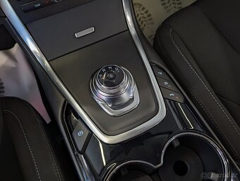 Ford S-MAX 2.0Ecoblue 140kW 4x4 TITANIUM - 11